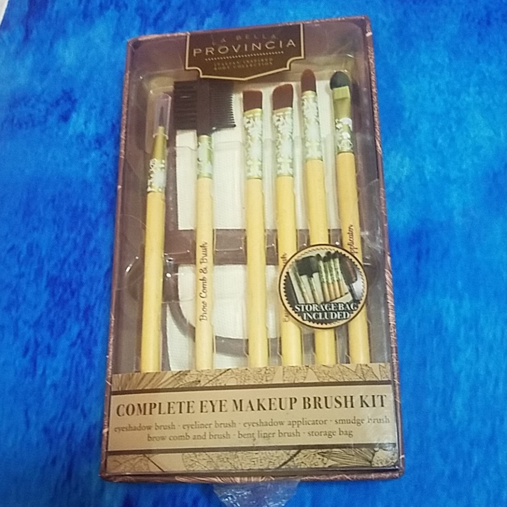 Makeup Brushes